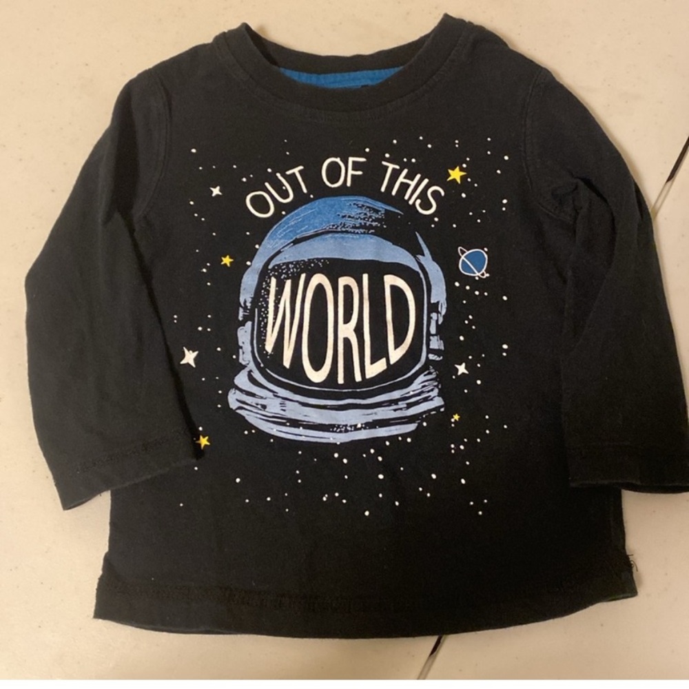 Bundle of 6 toddler pull over graphic shirts
